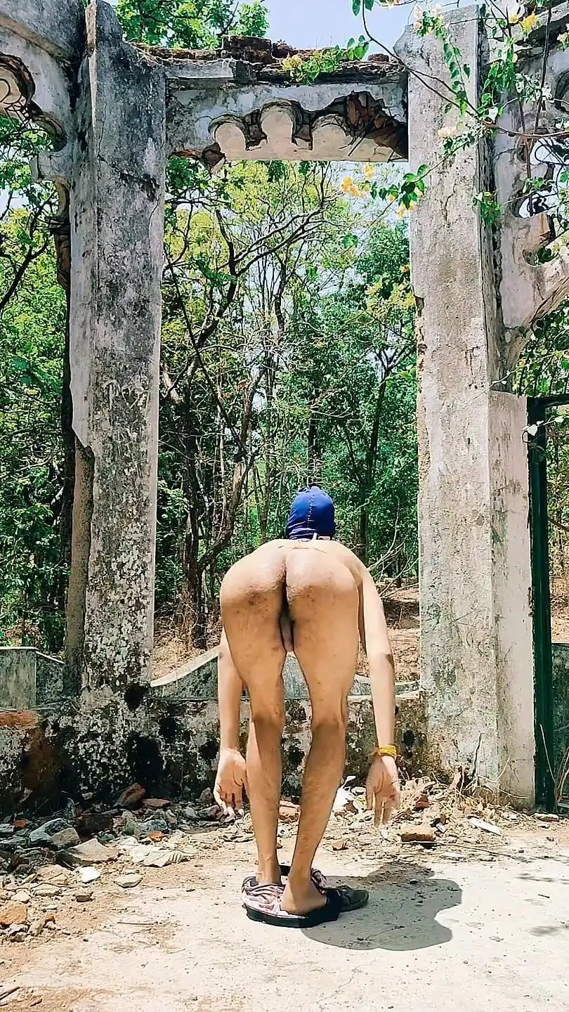 Tani Gay Outdoor