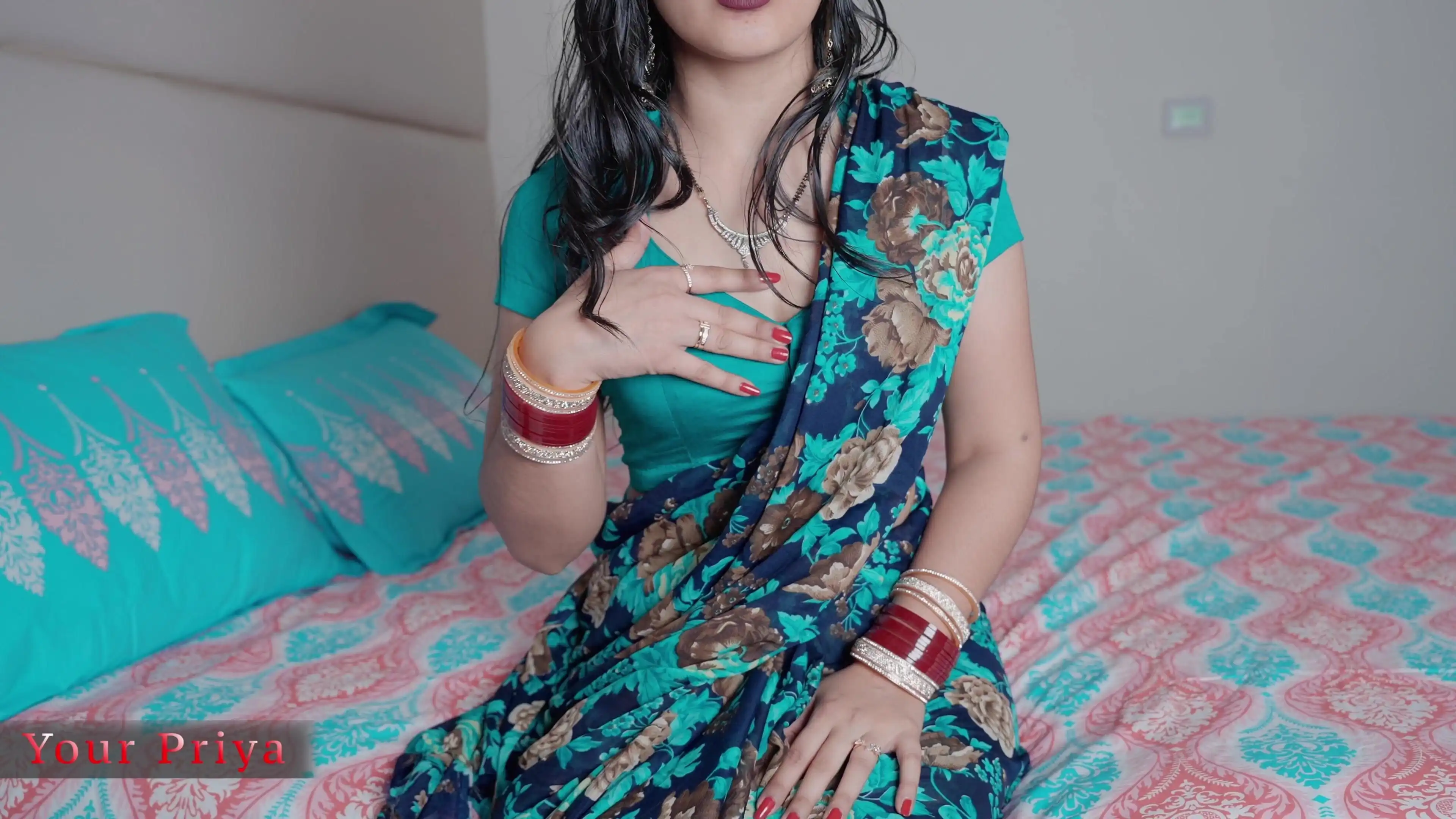 Desi Hot Bhabhi Fingering and Vibrator for Devar Ji in Hindi Audio