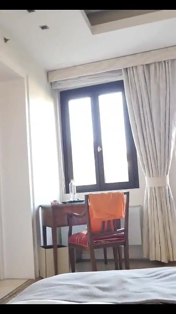 Hotwife Italian Vacation Part 2 - Blowjobs in Venice