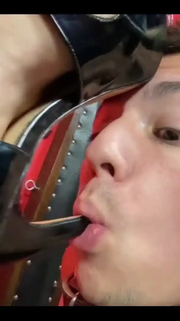 Stupid Client Mistakes Slut for a Dominatrix 2
