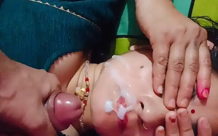 Cum in Face: Sexy Mommy Sucking Her Stepson's Huge Cock Then Cum in Face