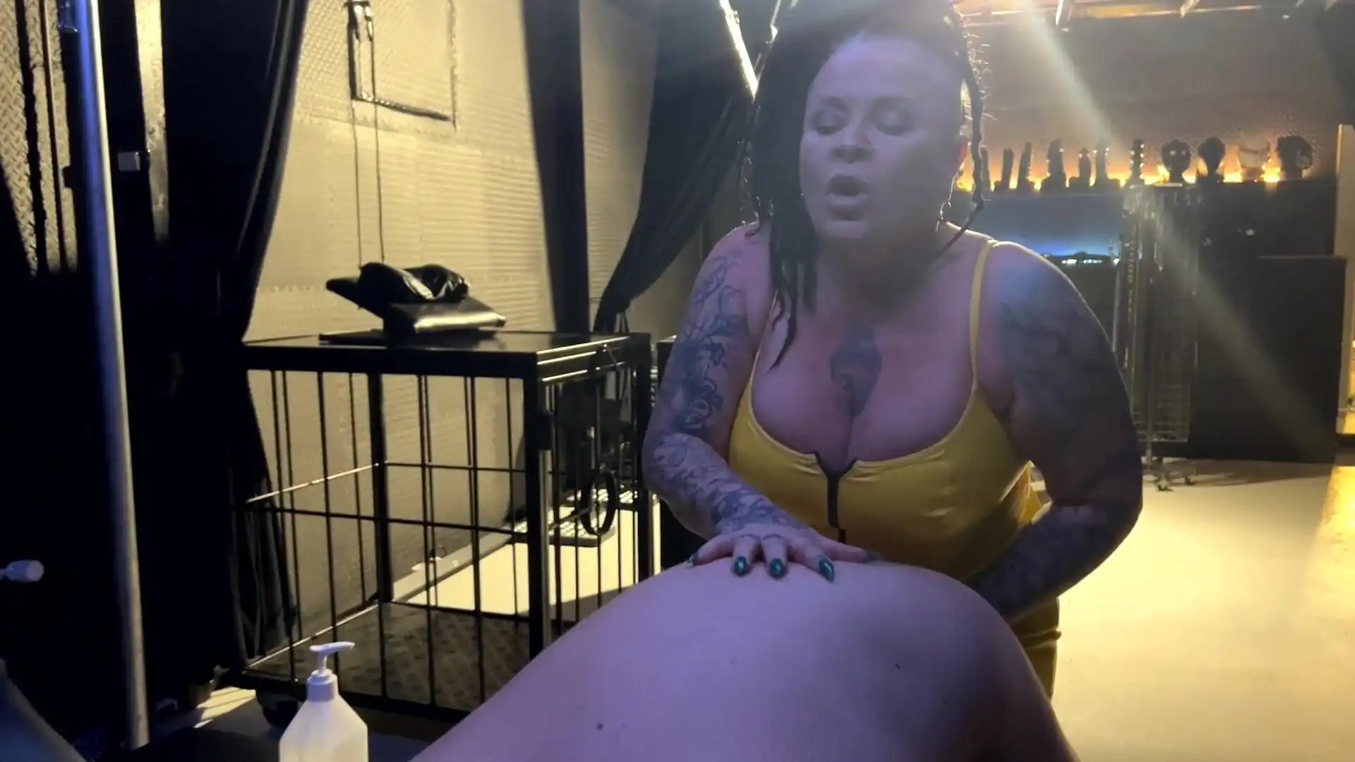 Bad Mommy Pegging Slave