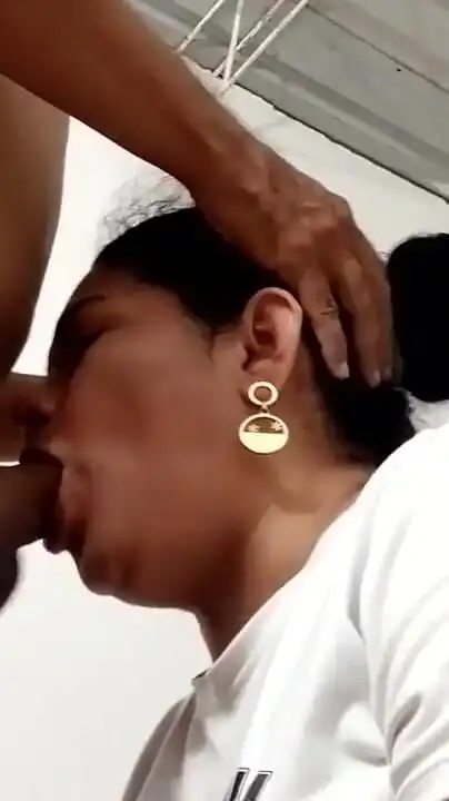 Mamadora Experta En Garganta Profunda
