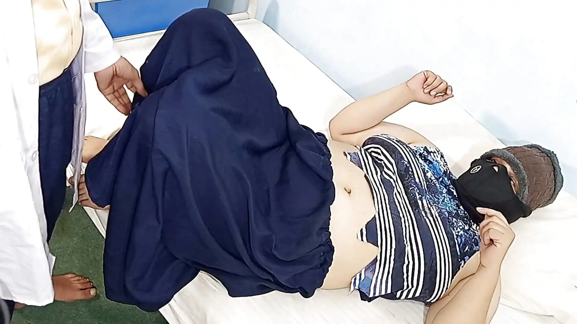 Indian BBW Wife's Pussy Fucked by Doctor When Coming to Hospital for Gynaecology Check-up