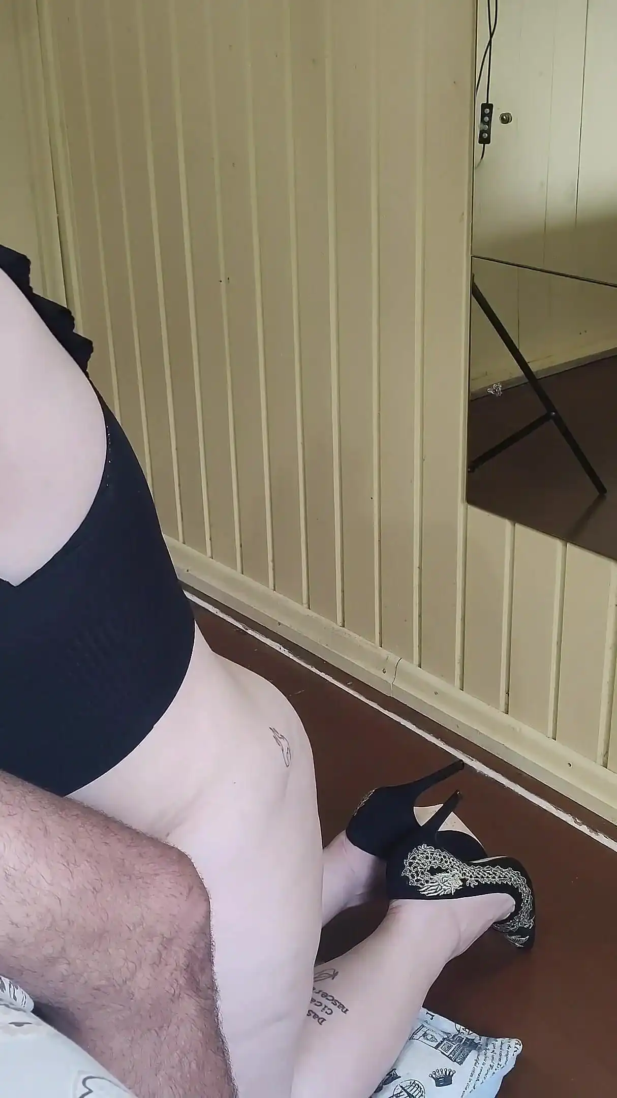 Hot Blonde Stepmom Big Ass in High Heels Face Sitting Rubbing Hairy Pussy Giving It to BBC Creampie Eating Cum Parte 4