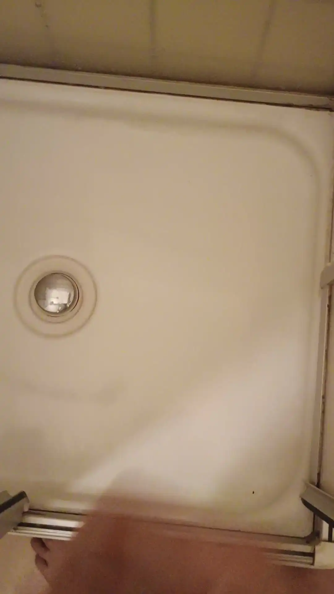Cumming Shower