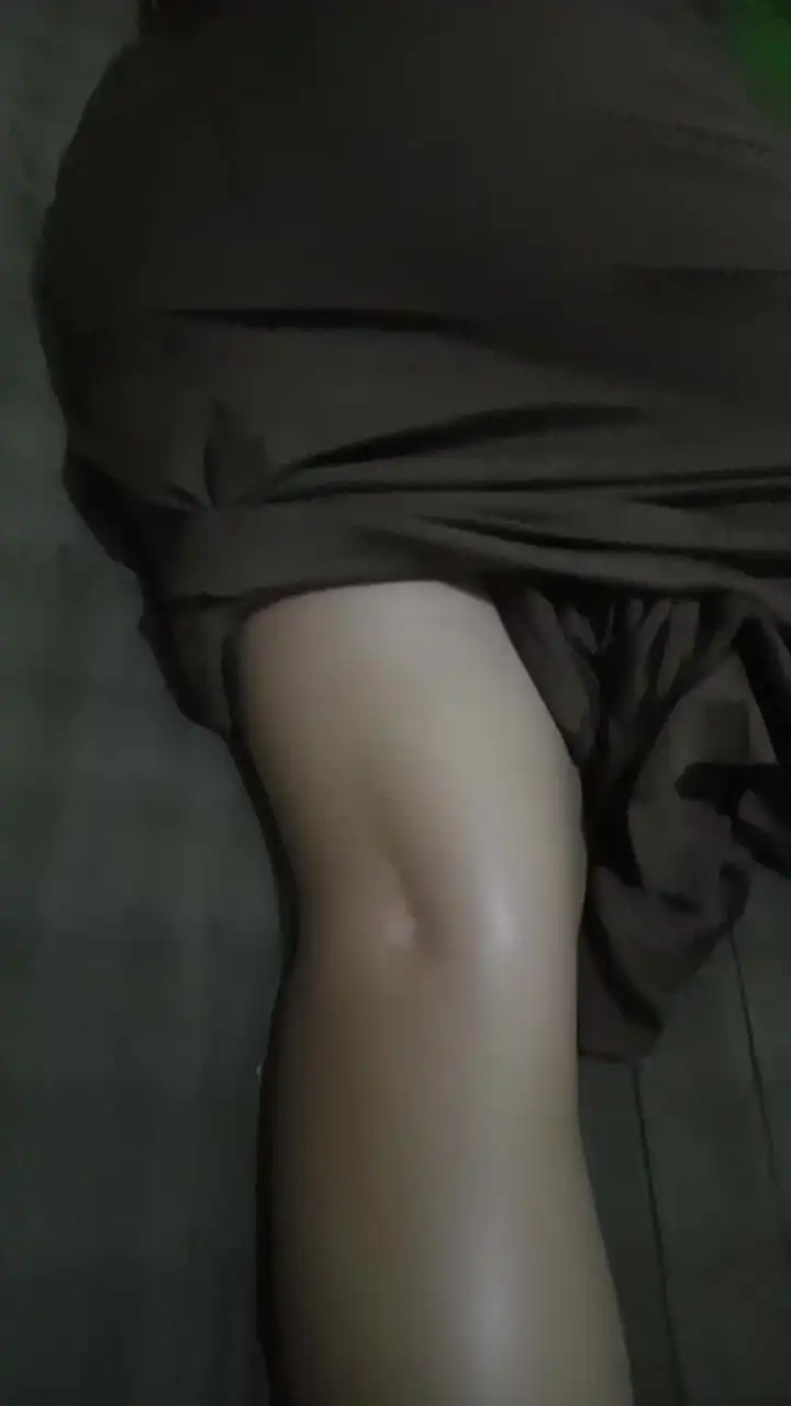 Smooth White Young Widow Massage