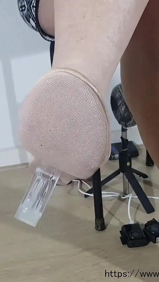 Leggy Close up