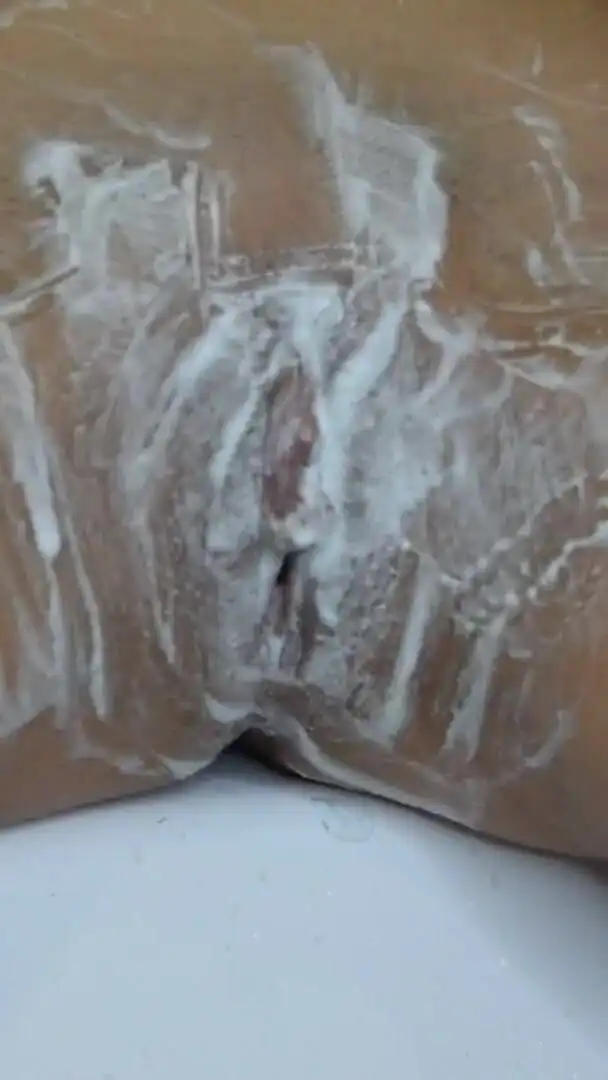 Shaving a Hairy Vagina with a Trimmer and a Razor! Close up!