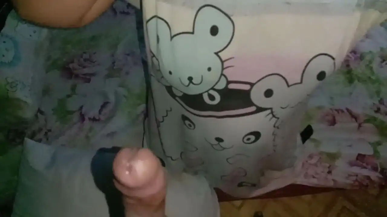 Hairy Pussy of Chubby Auntie Make Me Want to Fuck Her Hard This Time