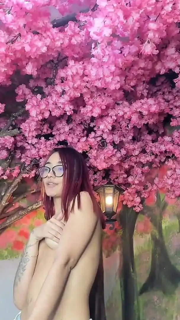 Sexy Naked Dancing Show Masturbation