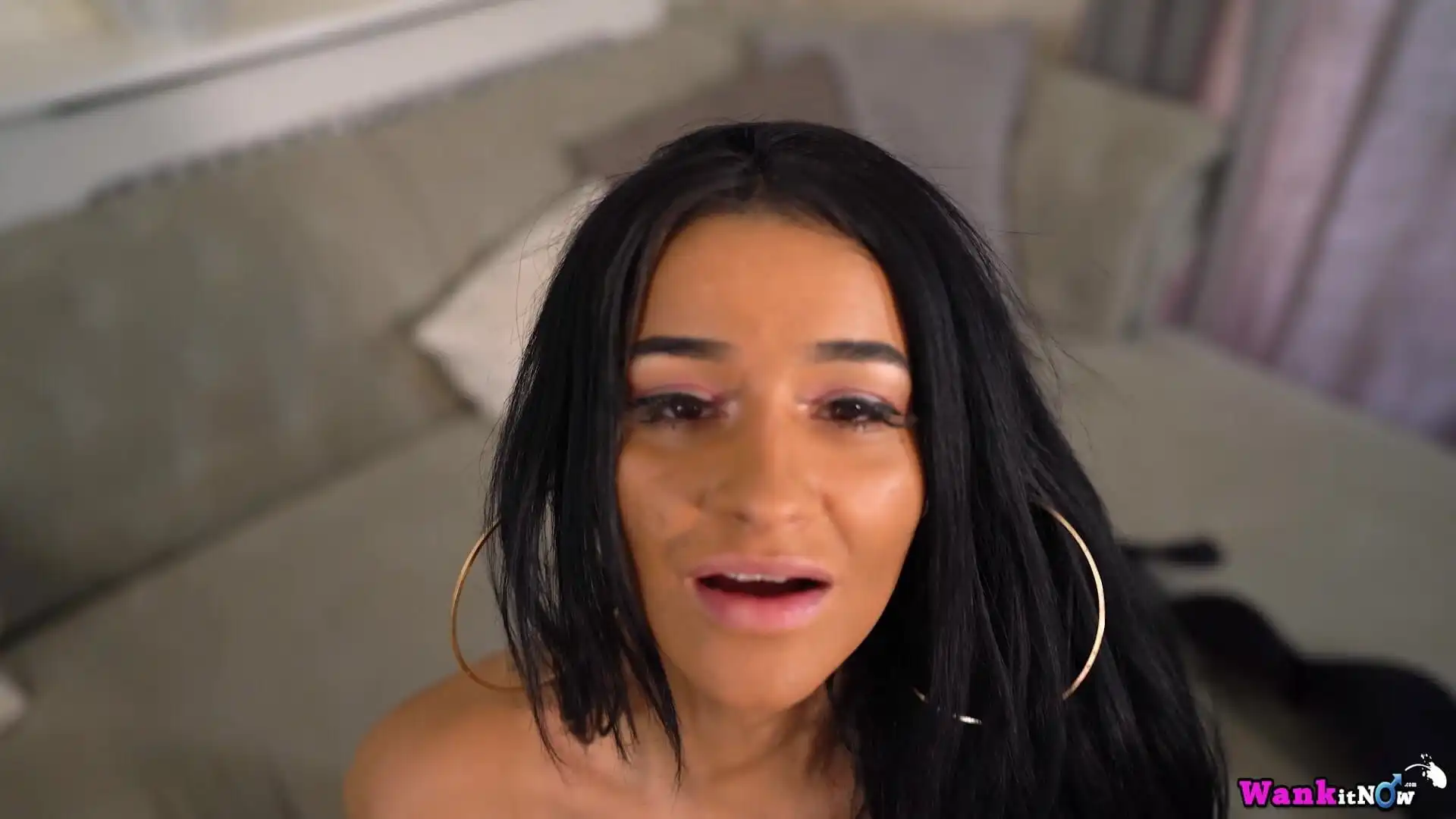 India Asia - Deep Throat Diva