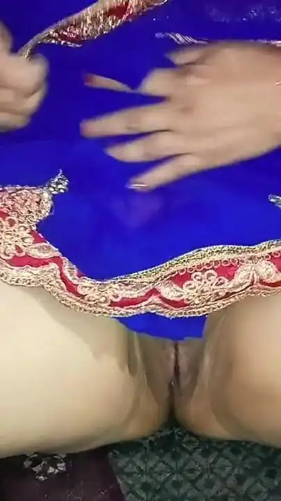 Cheating Wife:- Indian Wife Ready for Sex and Fucking with Her Old Lover