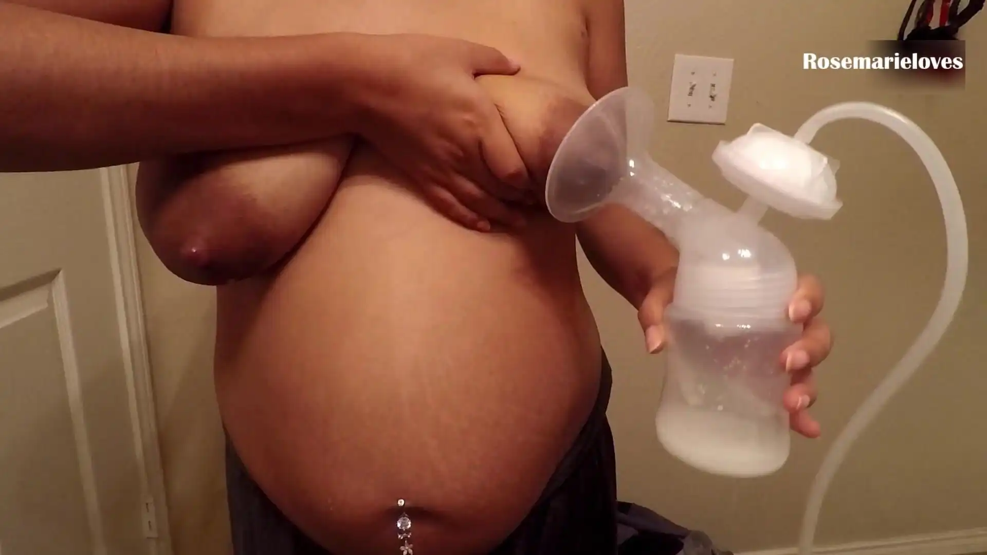Pregnant MILF Breasts Milk Pumping