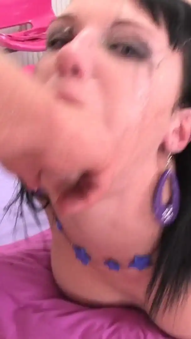 First time deepthroat with my stepsister