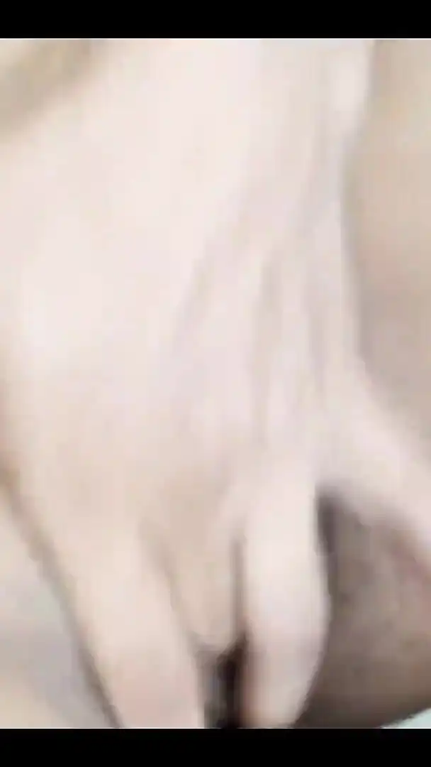 The Amateur Porn Video of the Girlfriend Fingering Herself Became an Overnight Sensation on the Internet