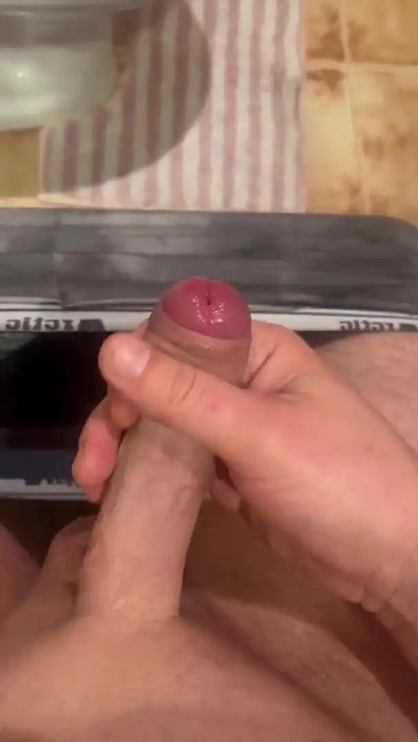 Masturbating My Dick in the Toilet and Filming It Close up
