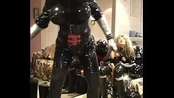 Roxina2007rubberdollorgasm020307xxl.wmv