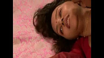 Tamil Shanthi Sexy Scene