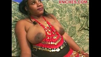 Amateur Indian Slut Oral Sex With Two Cocks