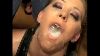 Leah Luv Swallows 0ver 100 Cumshots In An American Gokkun!!