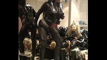 Roxina2007dolldeluxe280207xl.wmv