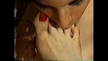 Brunette Florida Twins - Foot Fetish &  Toe Sucking,