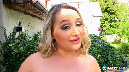 Rachael C.'s Top-Stretching in the Garden