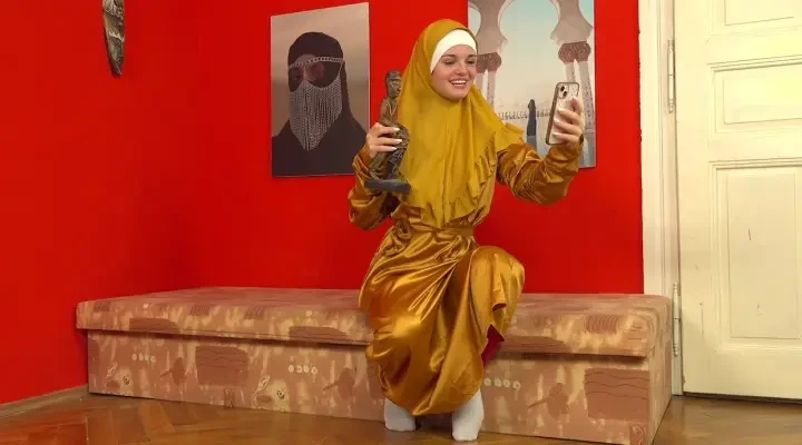 Sexy muslim cunt gets fucked hard