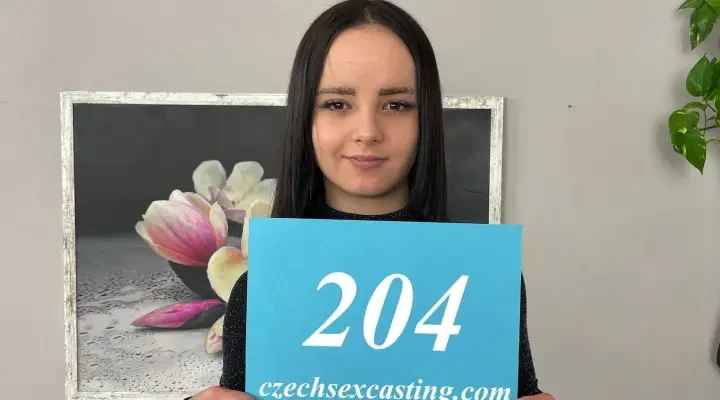 Teen pussy full of cum