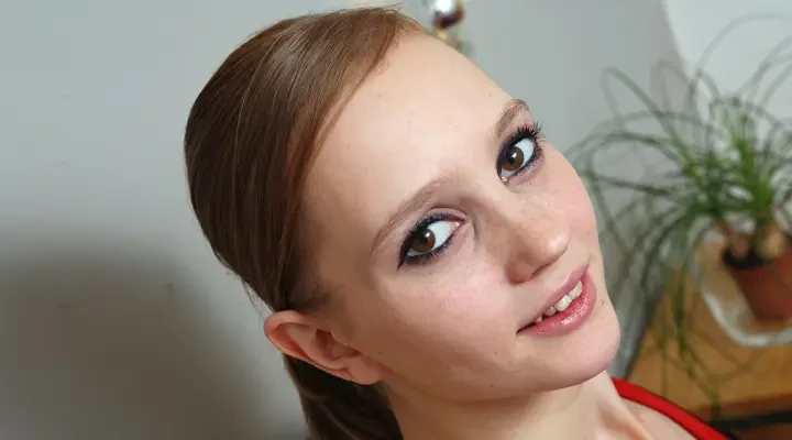 Sweet Teen Uses Her Fingers Only To Tease Her Cunt