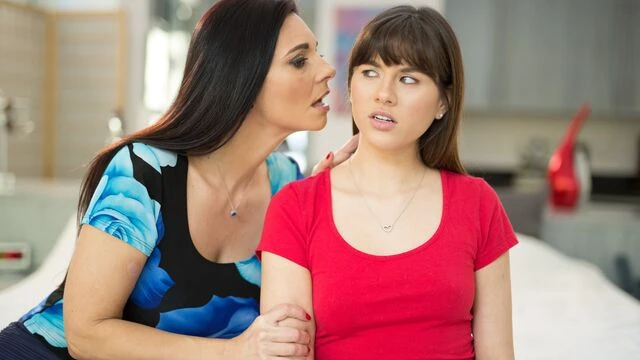 Shyla Jennings and Mindi Mink are eating pussies with pleasure