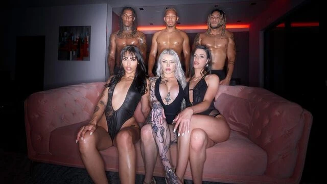 Sex-loving babes Vanessa Sky and Kylie Rocket love hardcore sex