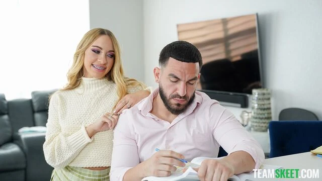 Round assed hottie Khloe Kapri is going to orgasm hard