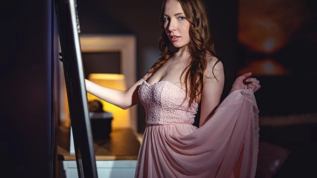 All-natural girlfriend Lina Mercury jumps on a big dick in the night
