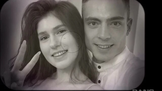 Quick anal fuck in the sideways pose with a hot girlfriend Hot Pearl