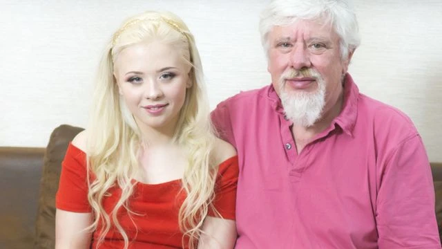 Slender young hottie Anna Ray pleases a horny old man on the sofa