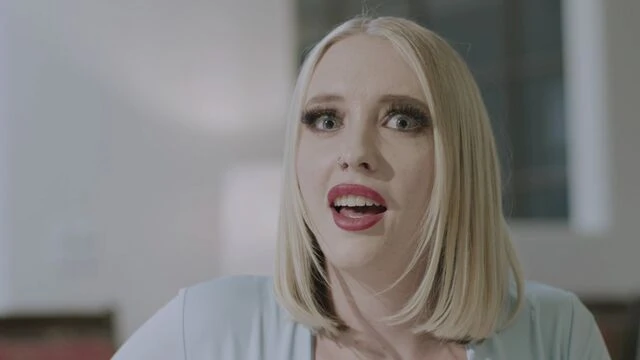 POV sex with a long-legged glamorous girlfriend Marilyn Johnson