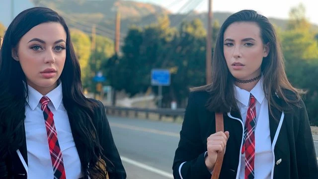 Awesome interracial FFM with Casey Calvert and Whitney Wright