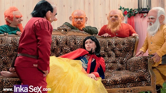 Watch adroit Snow White's dirt