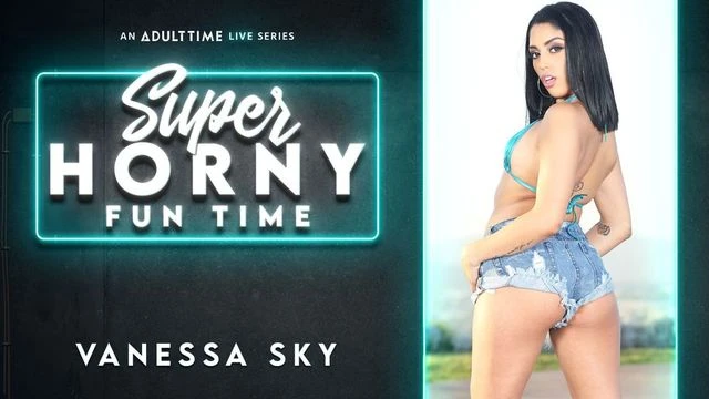 Vanessa's medium size tits trailer