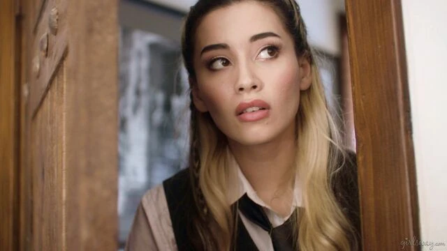 Beauteous Aria and Alexia's lingerie clip