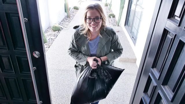 Handjob movie with bendy McKenzie Lee and Katie Kush from Foster Tapes