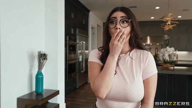 Brazzers Exxtra - double blowjob movie