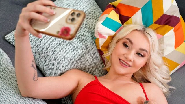 Passionate Marilyn's skinny clip