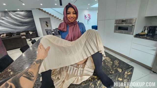 Hijab Hookup featuring Hadiya Honey's missionary porn