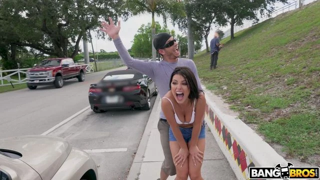 Watch talented Adriana Chechik's clip
