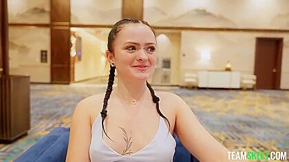 Eager Horny Chick Gets The Vegas Exeprience Imani Valor