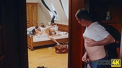 Jessie Clark - Cuckold Action
