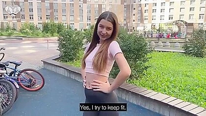 Jolie Butt - Fucked Fit teenager 18+ Slank Efter Tr√¶ning Og